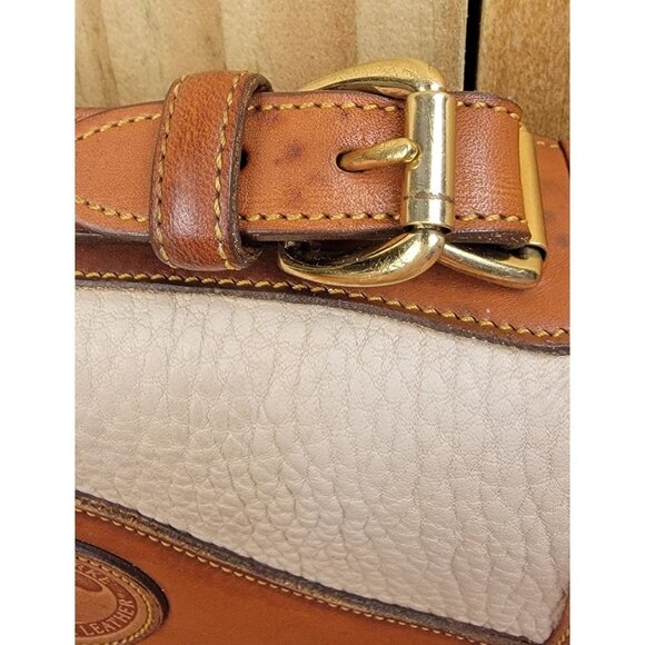Vintage Dooney & Bourke All-Weather Leather Surrey Crossbody Bag - Picture 5 of 16